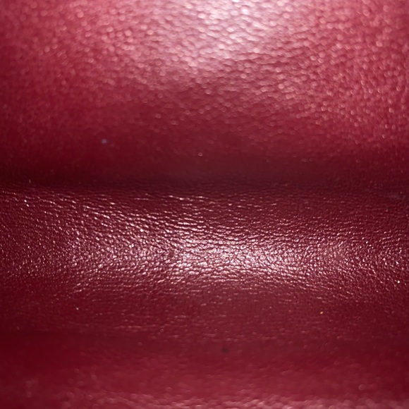 🥳 TODAY!!AUTHENTIC-CHANEL QUILTED LAMB SKIN WITH SILVER HARDWARE BOX VANITY BAG. - Picture 10 of 10